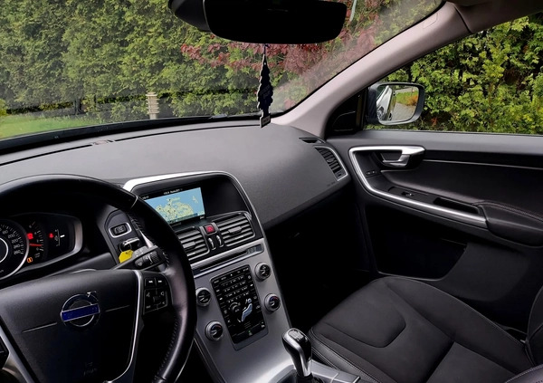 Volvo XC 60 cena 70000 przebieg: 130000, rok produkcji 2016 z Przysucha małe 436